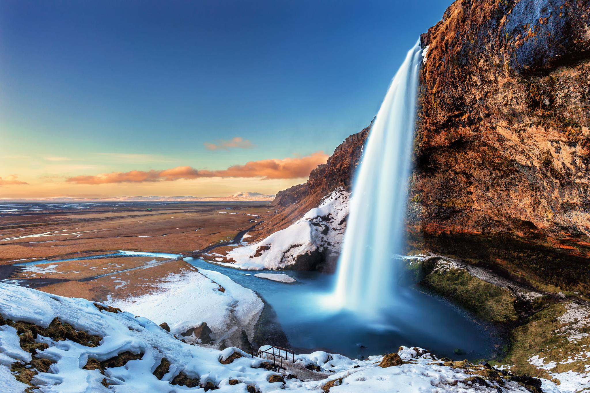 seljalandsfoss winter iceland 